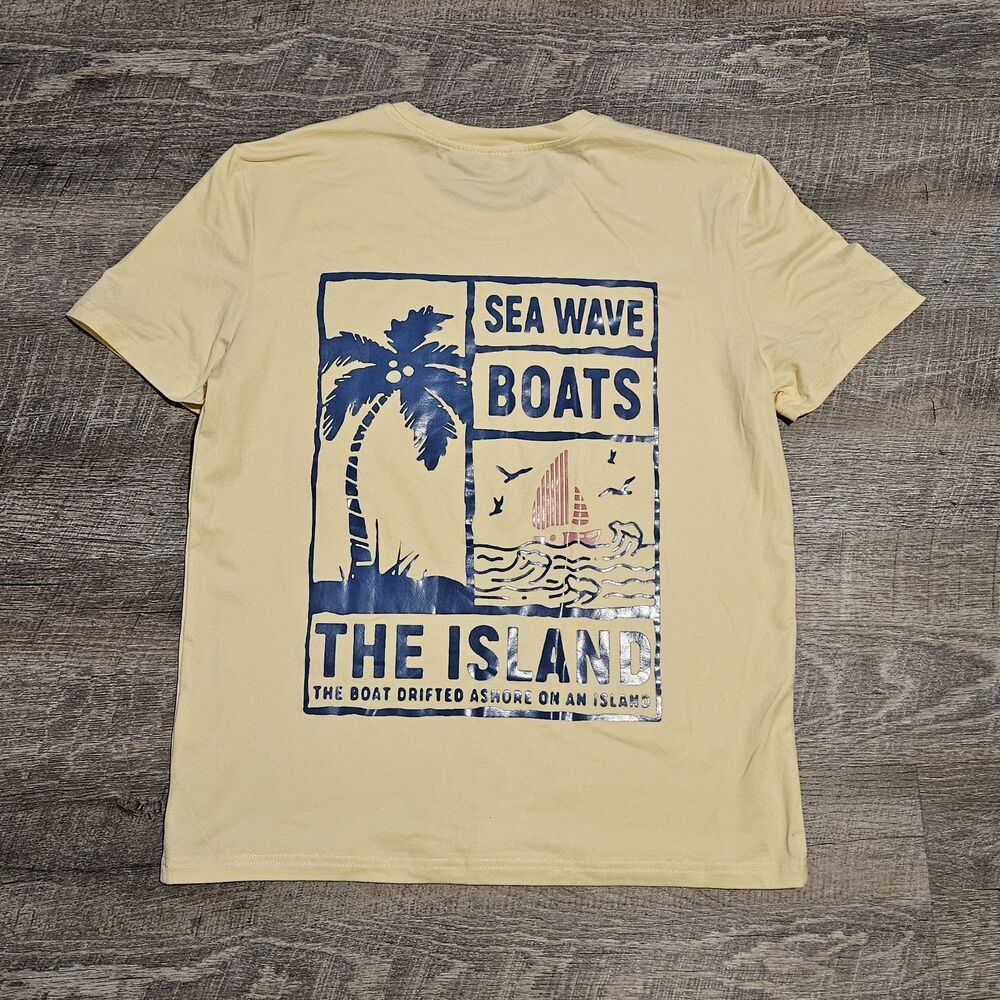 Sea Wave Boats the Island Women's Short Sleeve Graphic T-Shirt Size Small Yellow